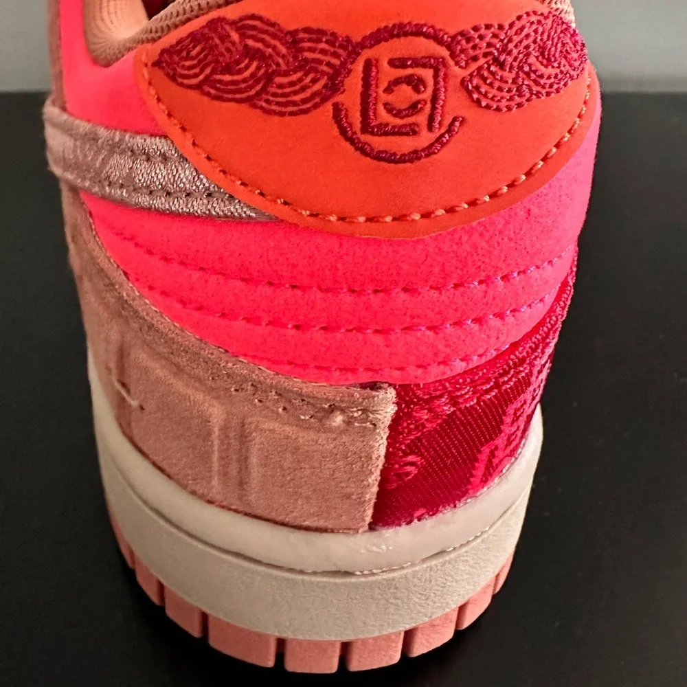 Nike Dunk Low SB What the Clot Sneakers Size 8.5 Men/10W - NEW